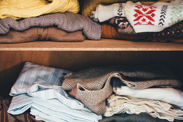 HOW TO ORGANISE YOUR HOME
The KonMari Method Checklist